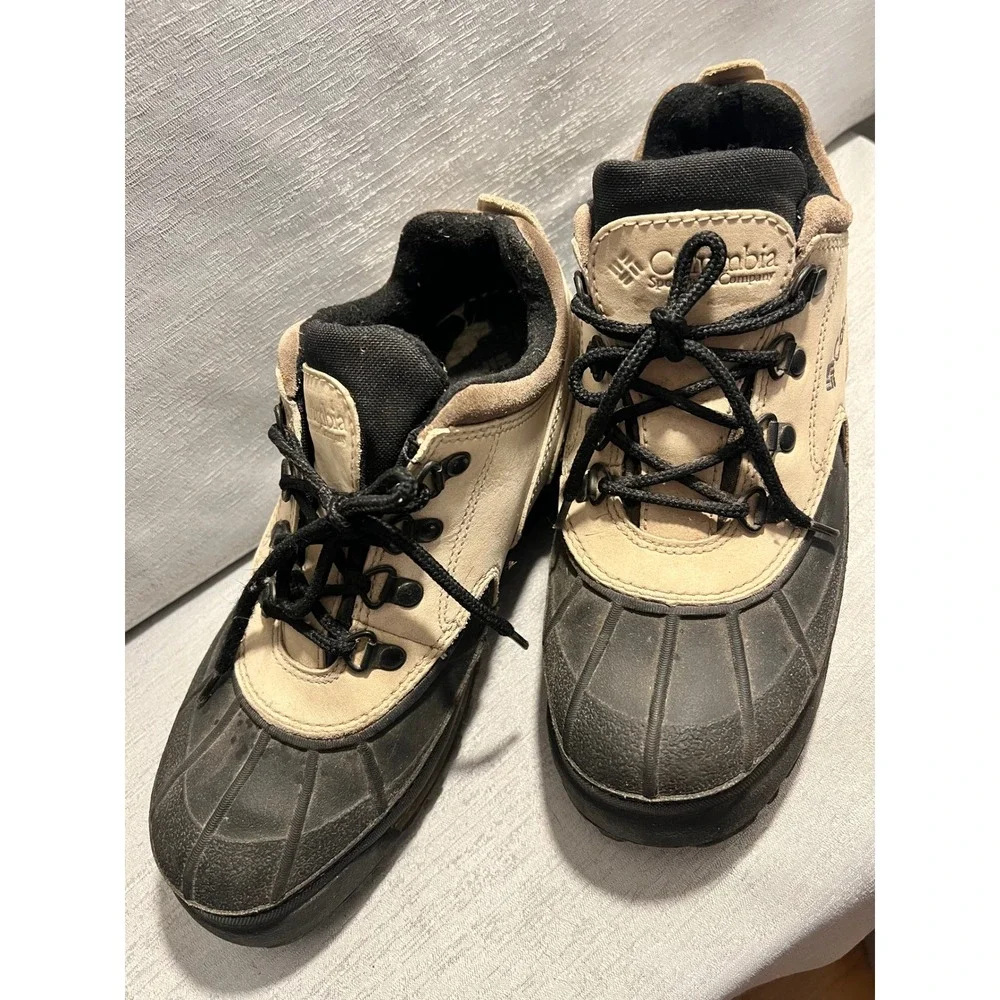Columbia Buga Low Hiking Boots Tan Black Thermolite Insulated BL1101-160 Mens 9